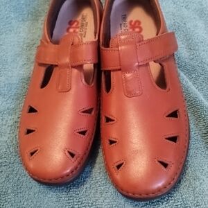 SAS Women's Tan Leather Flats